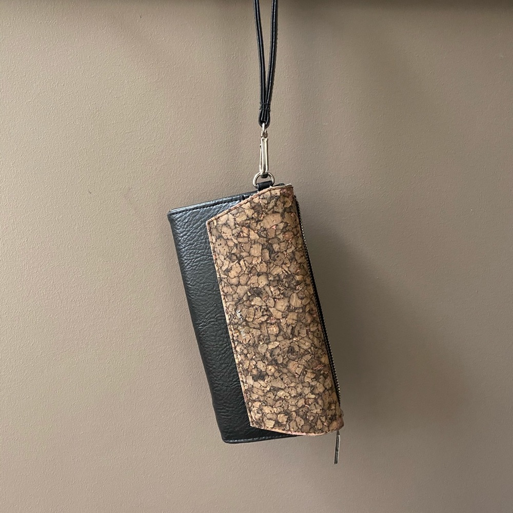 Matt & Nat wallet / clutch